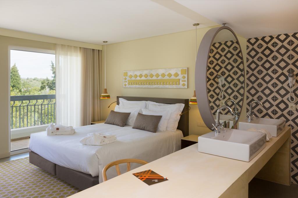 Ozadi Tavira Hotel Exterior foto