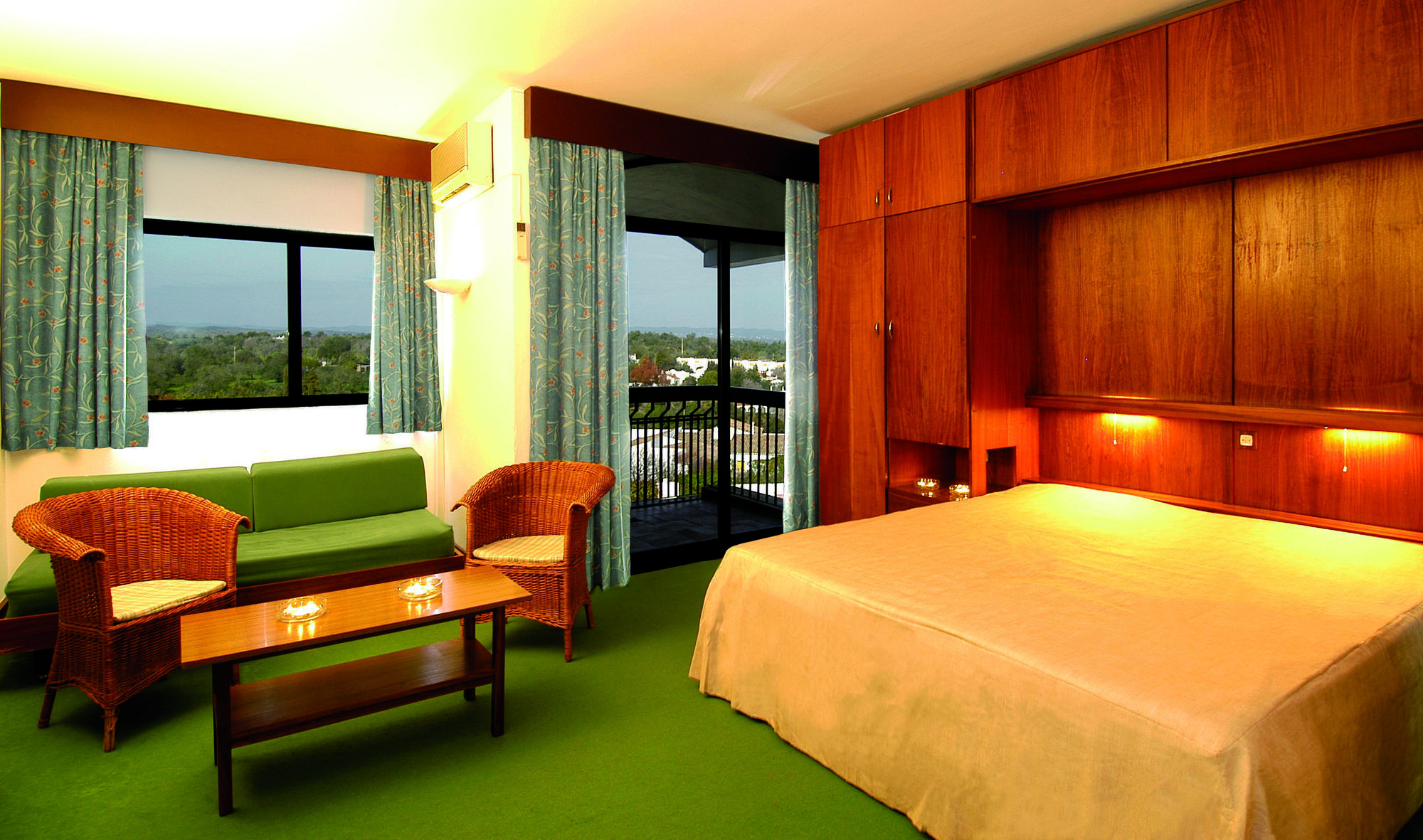 Ozadi Tavira Hotel Habitación foto